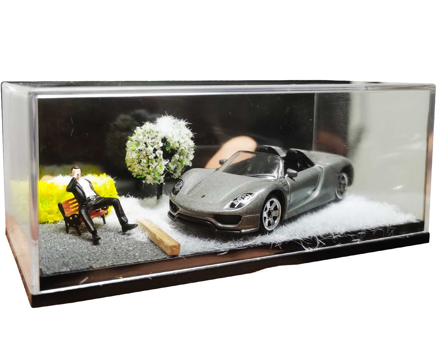Otypus 1/64 Scale diecast Display Case- Clear Storage Case with Realistic Urban Road Scene for 1:64 Model Cars-winter